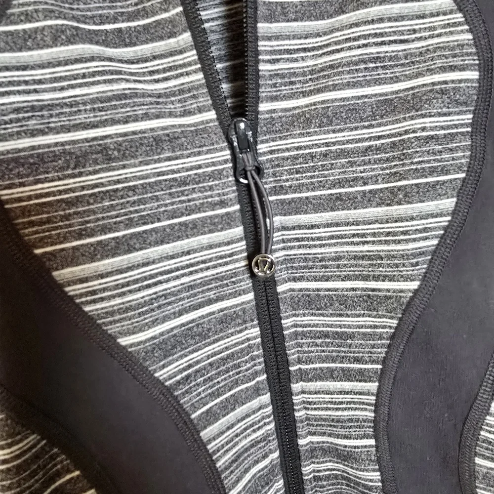 lululemon athletica Gray Striped full-zip jacket sweatshirt Size 6 Tennis